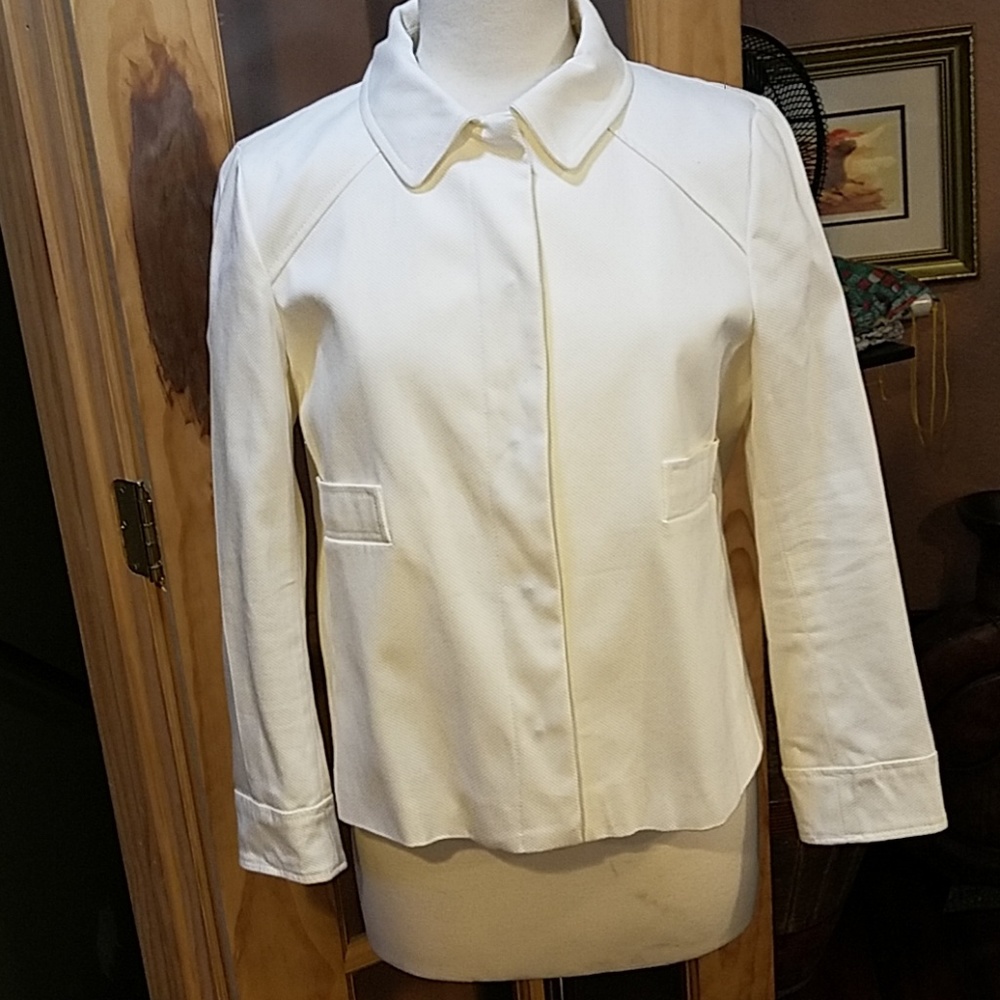 White chic jacket - Picture 1 of 4